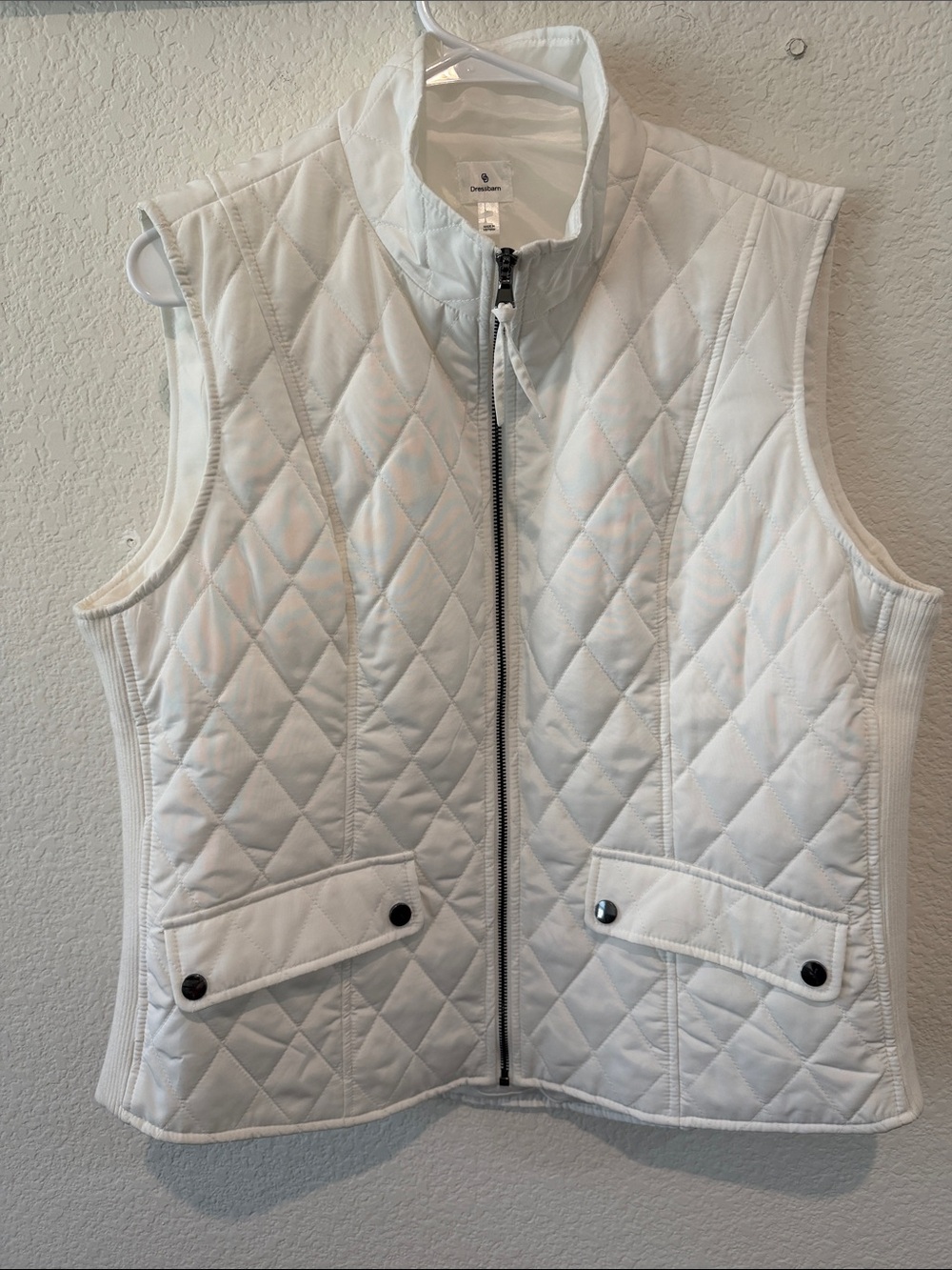 Dressbarn Quilted White Sleeveless Vest